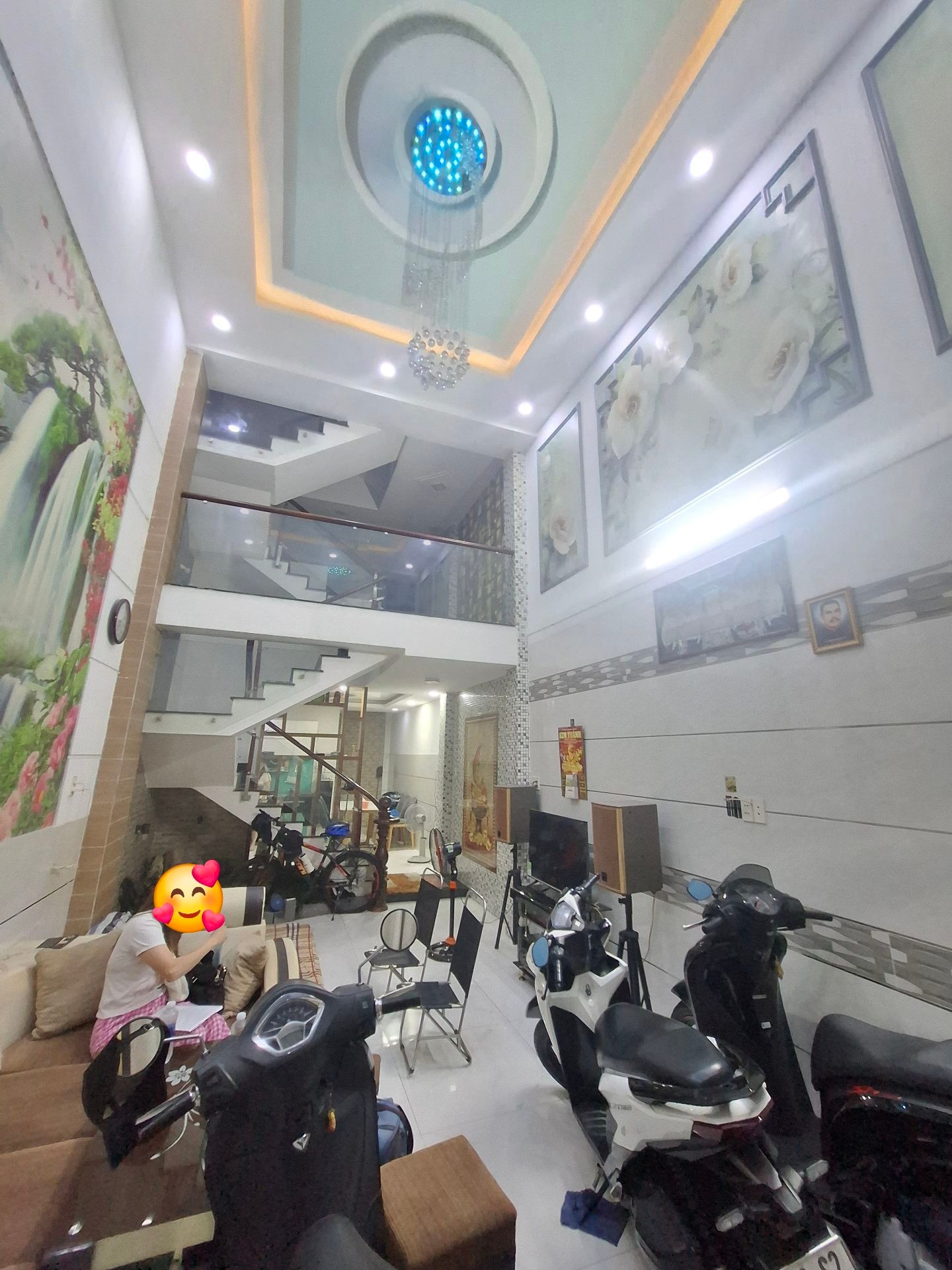 Nhà riêng 5 tầng, 5 phòng ngủ, giá 6.75 tỷ tại quận trung tâm