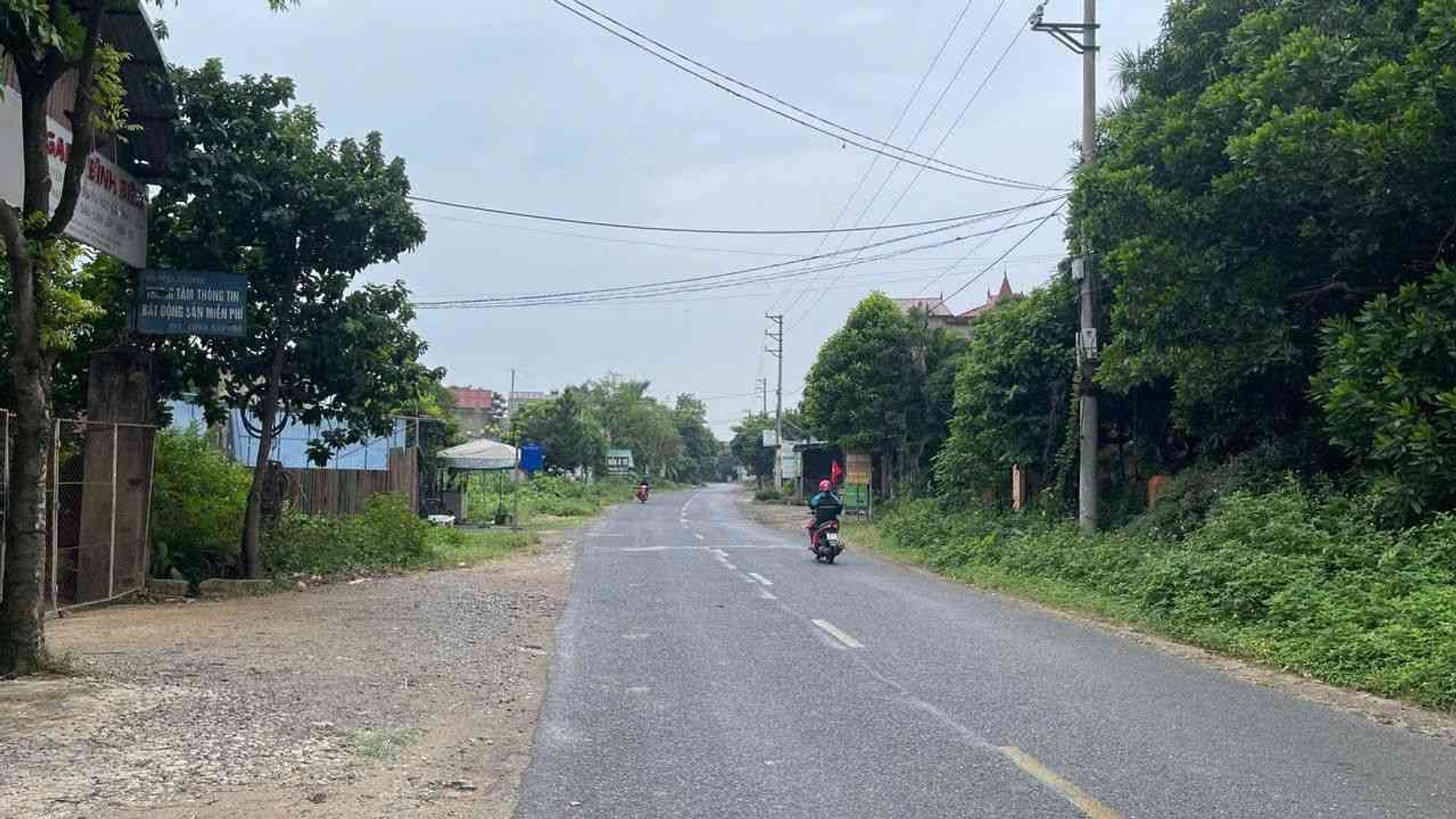 Bán đất xây biệt thự tại Minh Phú, Kim Anh, mặt tiền rộng, vị trí thuận tiện