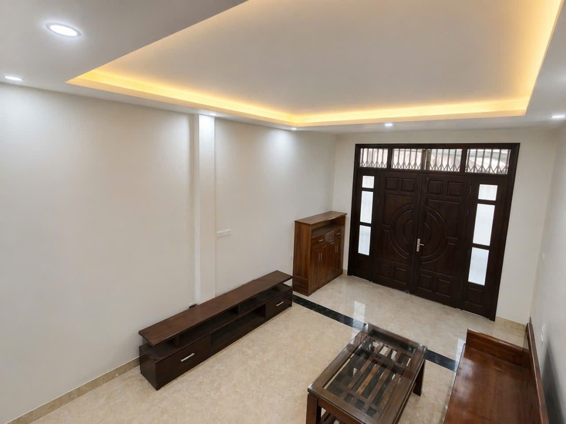 Bán nhà riêng 4 tầng tại Định Công Hạ quận Hoàng Mai, diện tích 48.9m², ô tô đỗ cửa