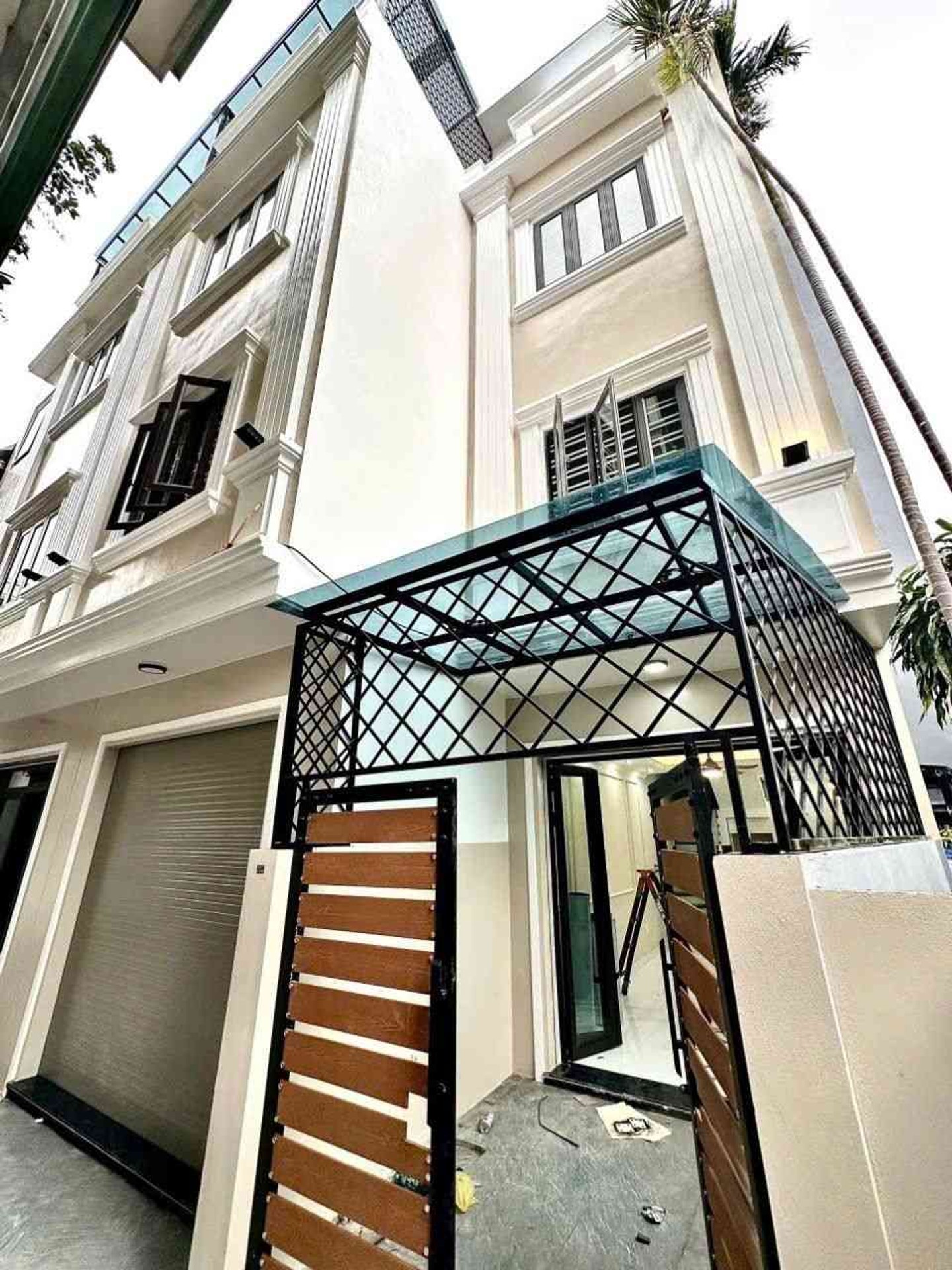 Bán nhà riêng 4 tầng hướng Tây tại quận Lê Lai, diện tích 53.7m2