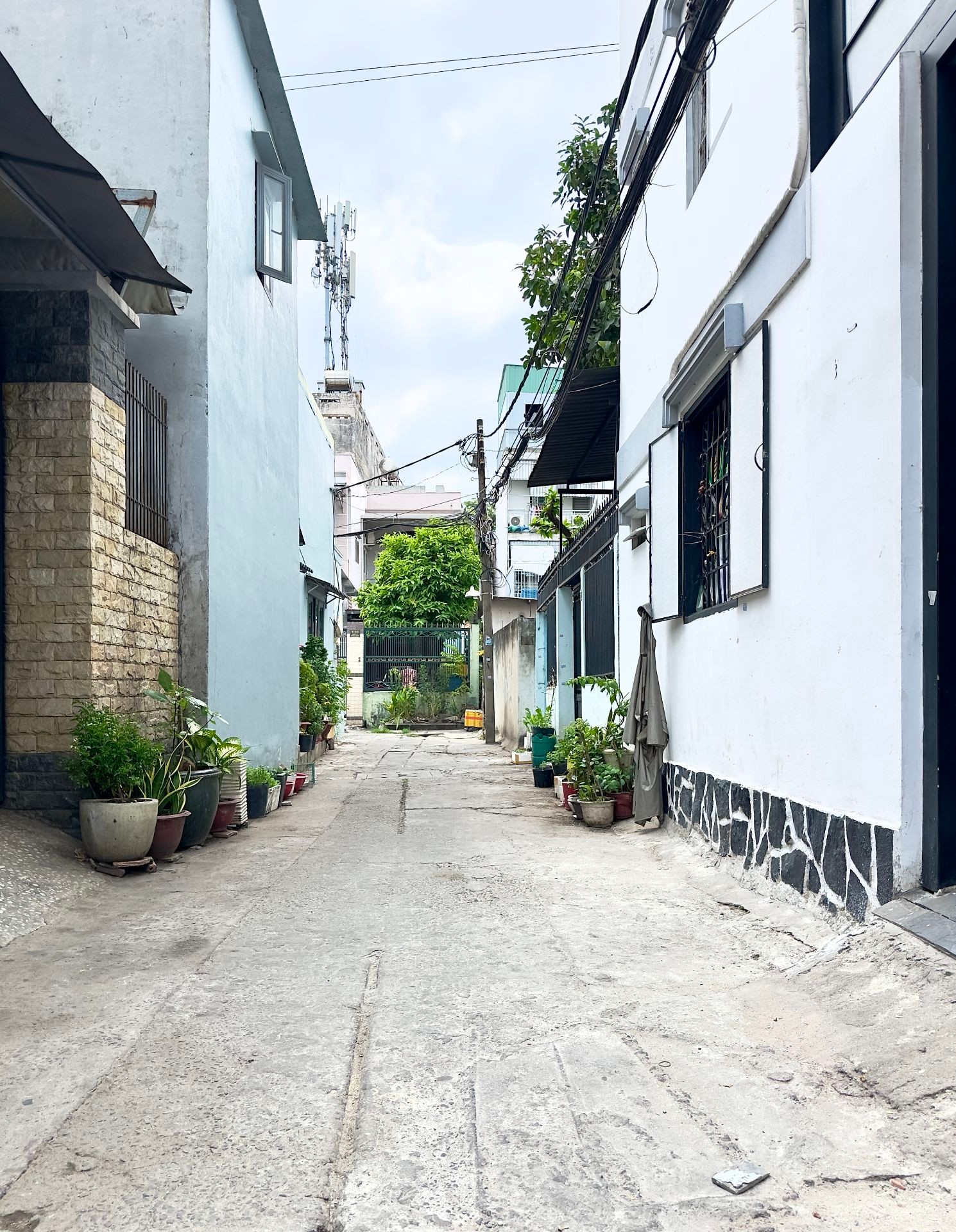 Nhà 4 tầng lô góc, kinh doanh tốt tại Tân Phú