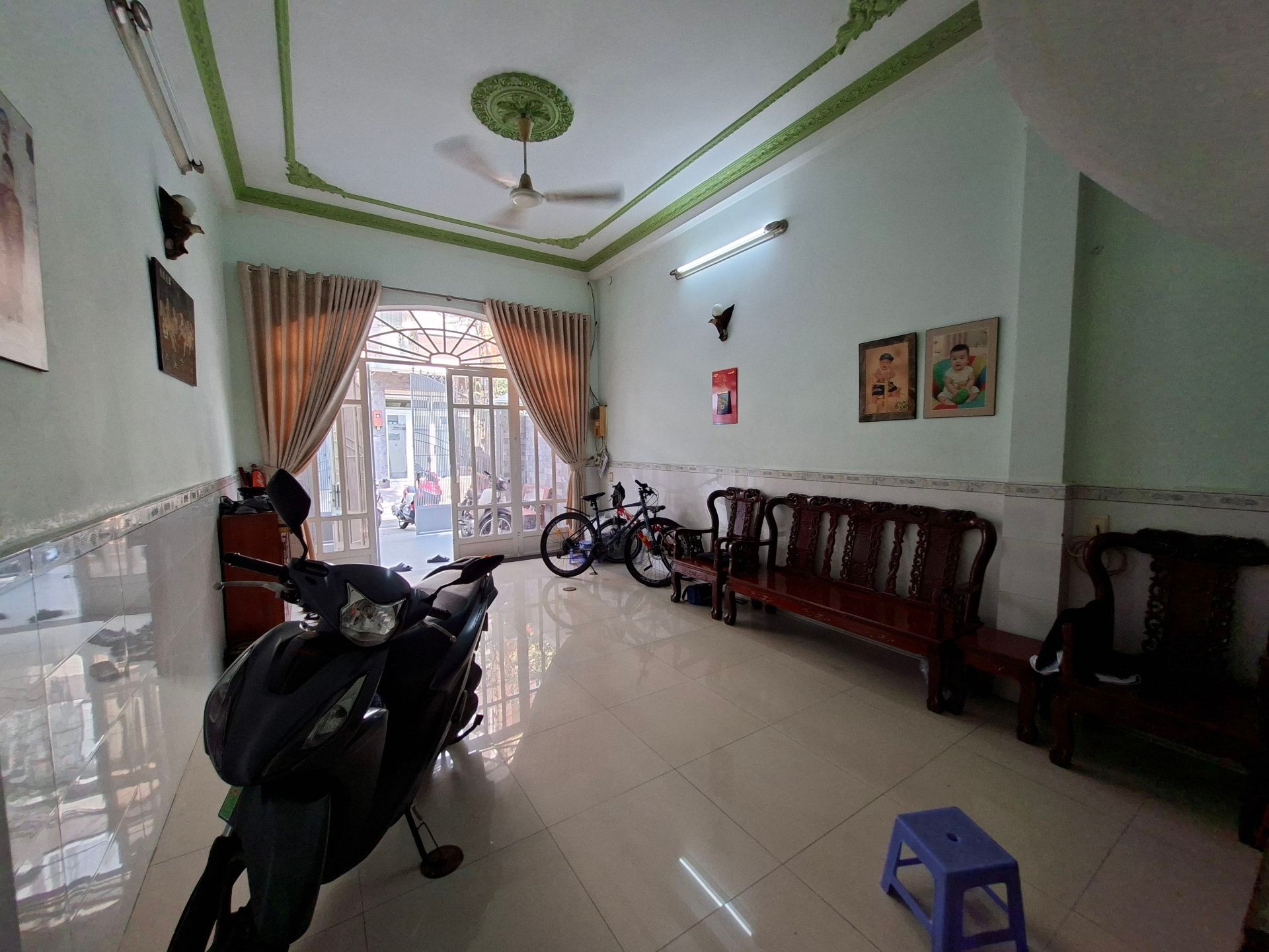 Bán nhà 2 tầng 85m2, 4 phòng ngủ, hẻm ô tô, Tân Quý, Tân Phú