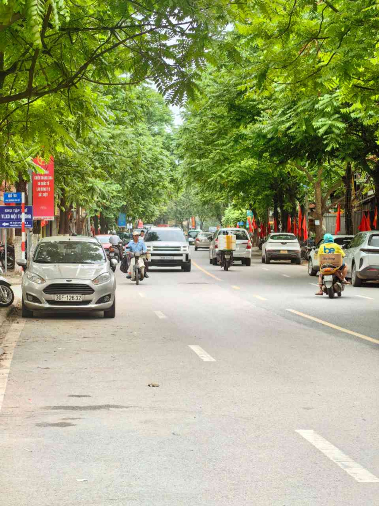 Bán nhà mặt phố Dương Văn Bé, kinh doanh, dt~ 50m², 5 tầng, mt 4m, giá nhỉnh 20tỷ