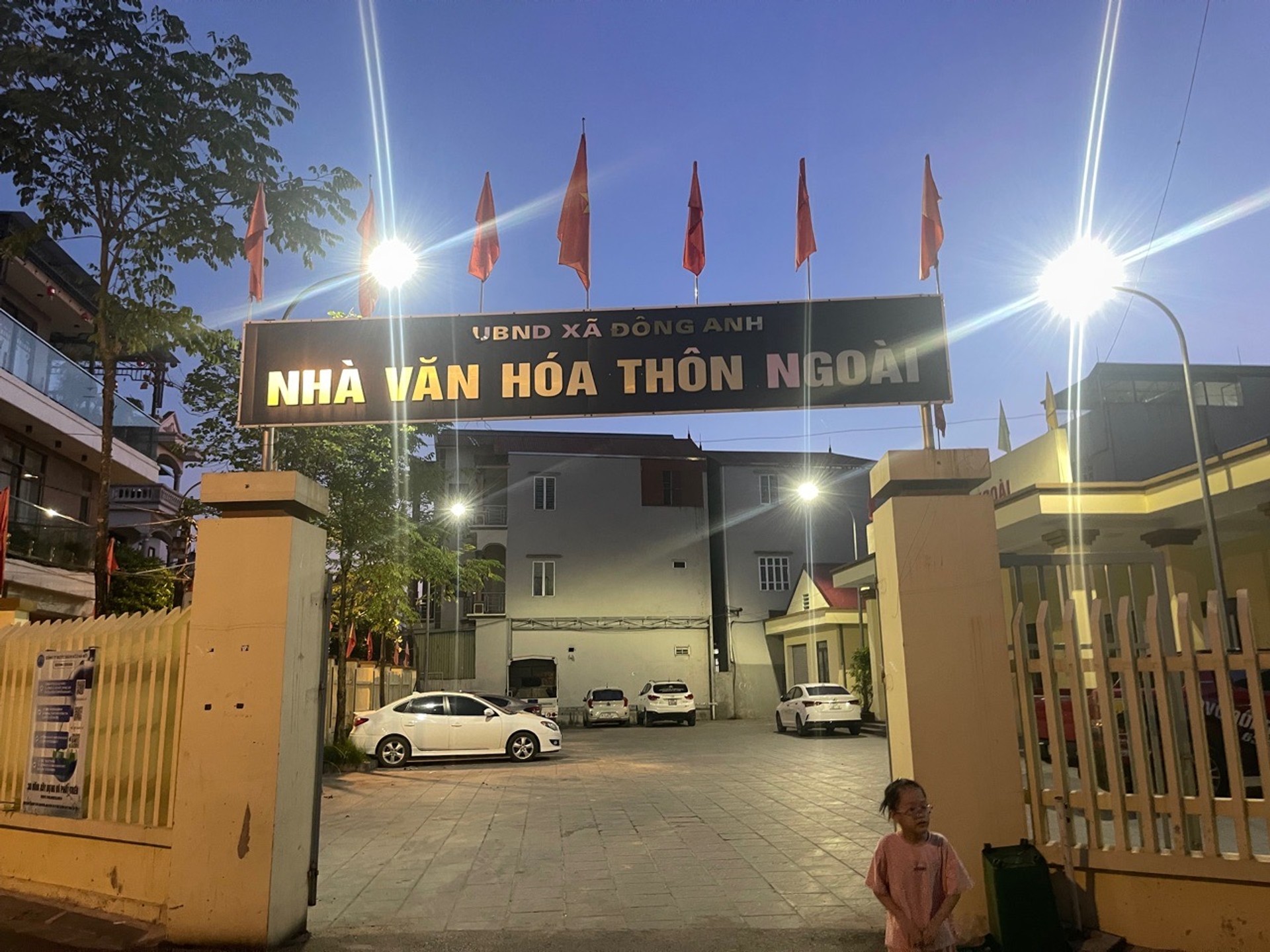 Nhà mặt phố 3 tầng S 76m2 tại trung tâm Đông Anh, kinh doanh, giá còn 5,1 tỷ