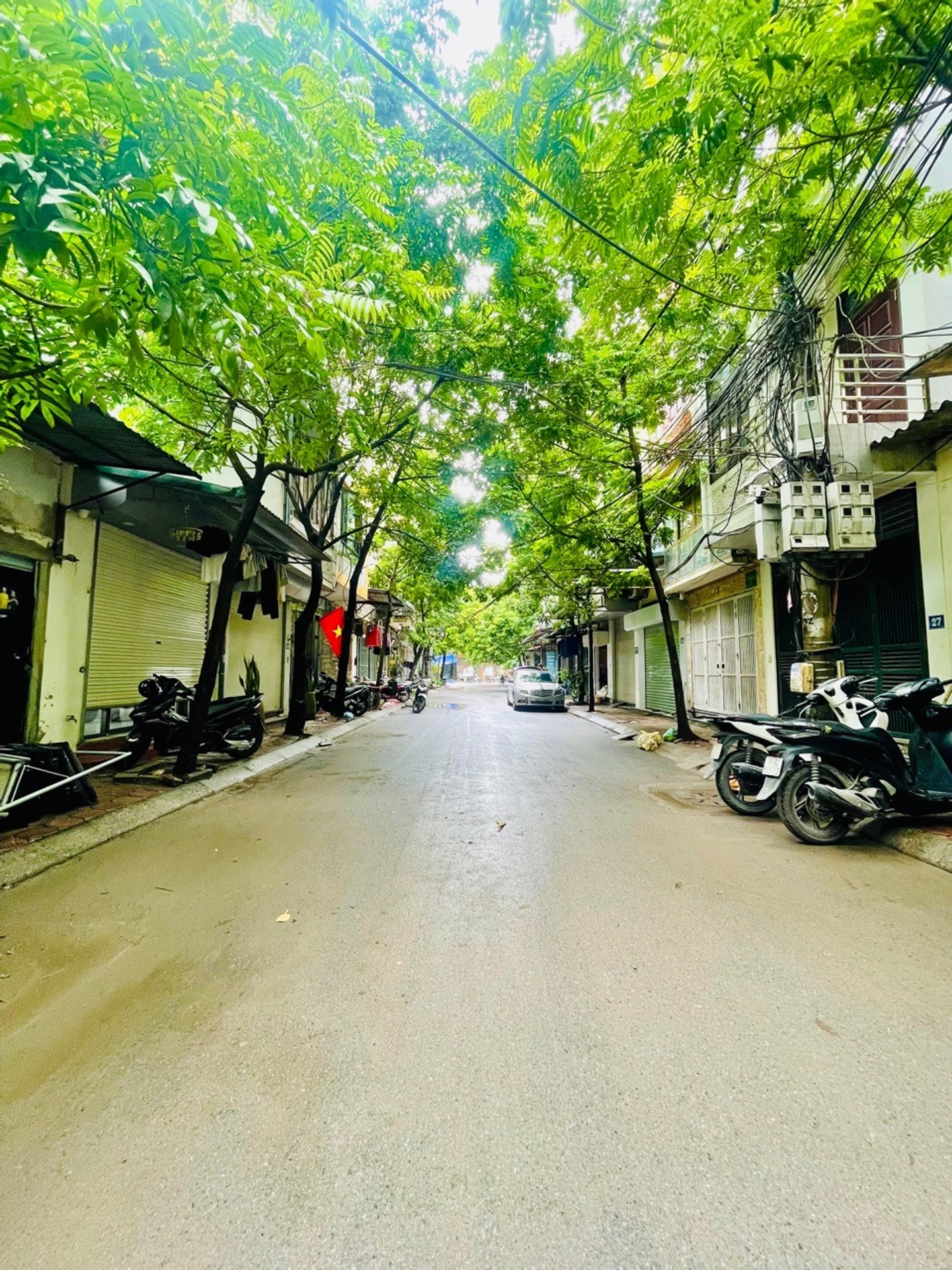 Nhà Phân Lô Văn Quán - Vỉa Hè Rộng, Ô Tô Tránh, Kinh Doanh Đỉnh