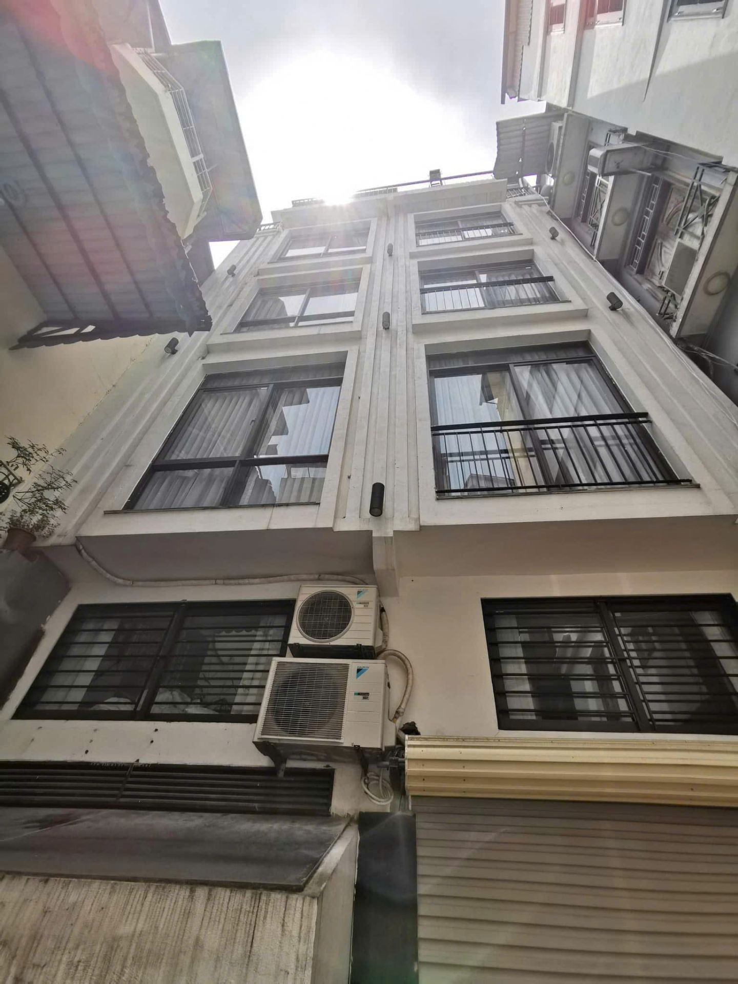 Chỉ hơn 25tỷ Sở Hữu Nhà 5 Tầng Vị Trí Đắc Địa Khu Phố Cổ, View Nhà Thờ Lớn