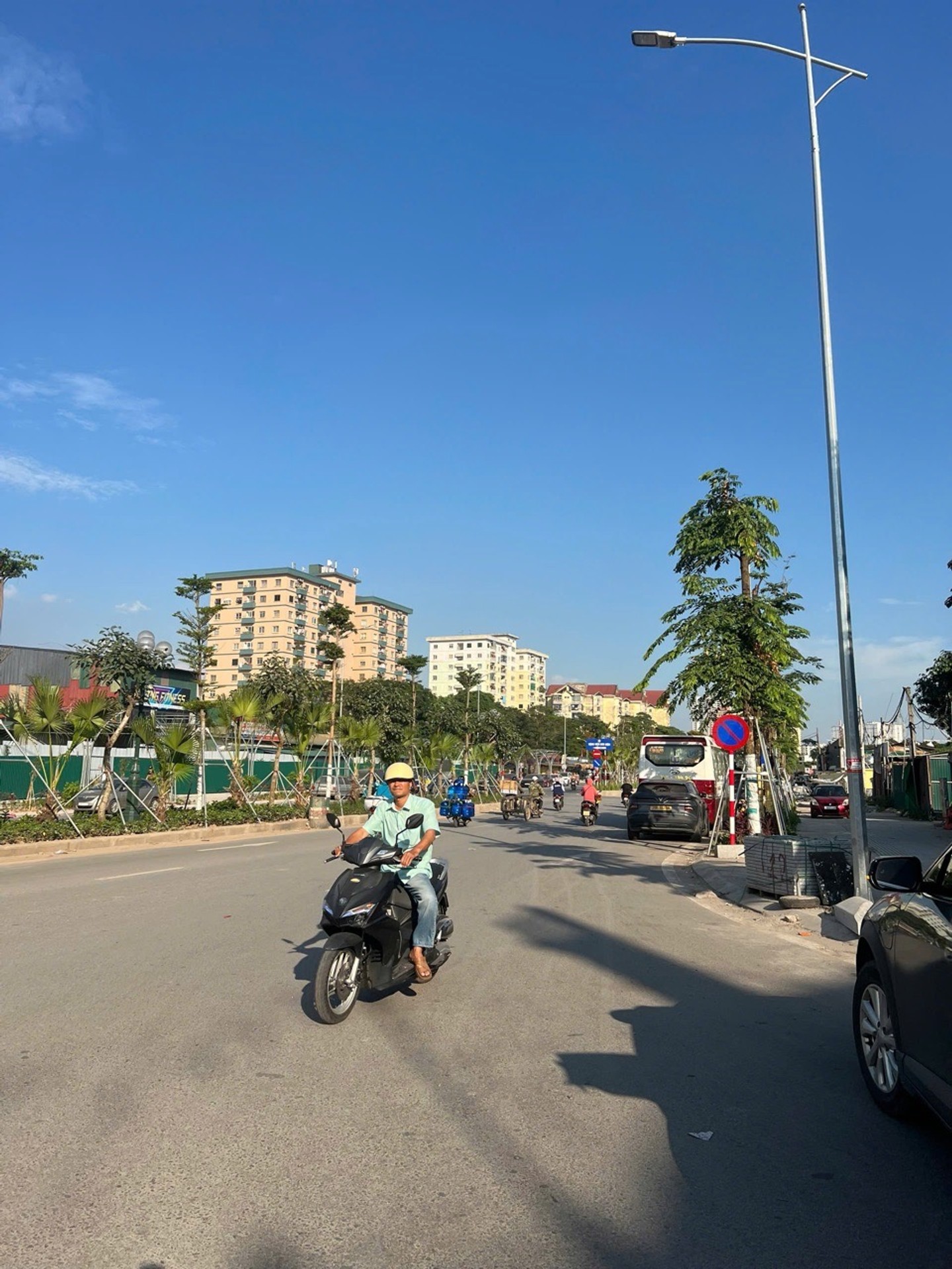 Cơ hội hiếm có sở hữu chung cư mini vị trí vàng Định Công Thượng, 43.7m2, 6 tầng, thang máy.
