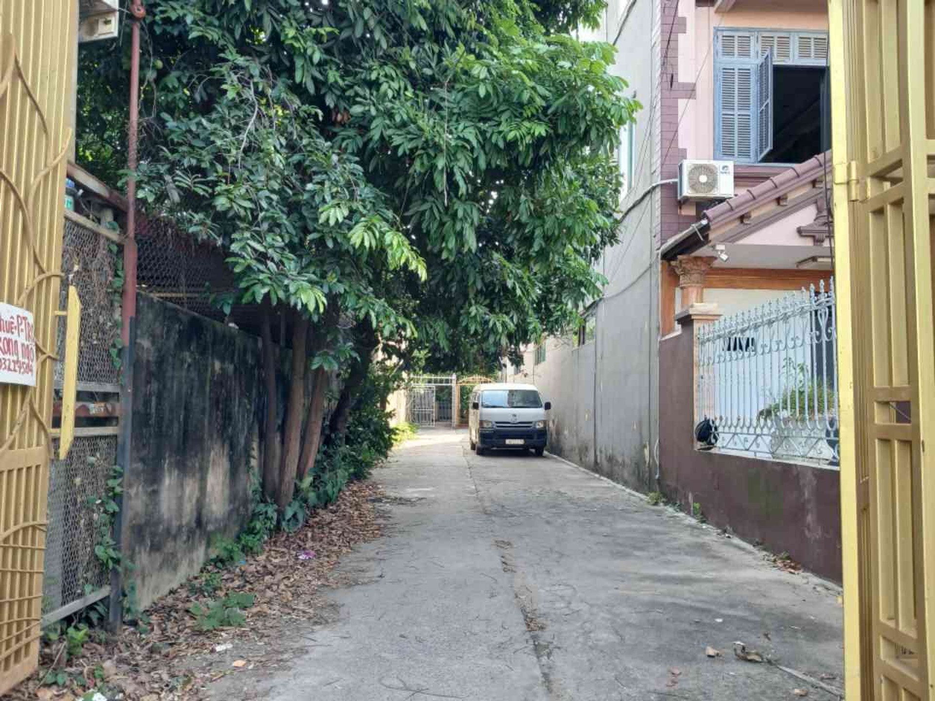 Lô đất rộng gần nhiều khu đô thị tiêu chuẩn tại Dương Kinh