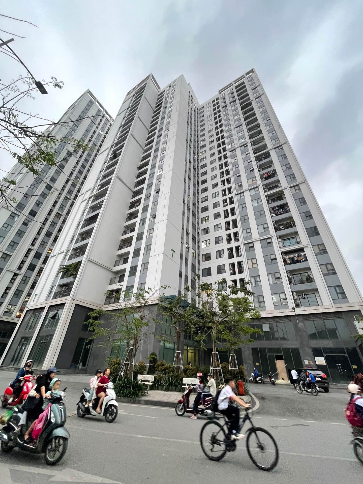 Bán căn hộ 2PN, 70m2 tại Feliz Homes Hoàng Mai, full nội thất
