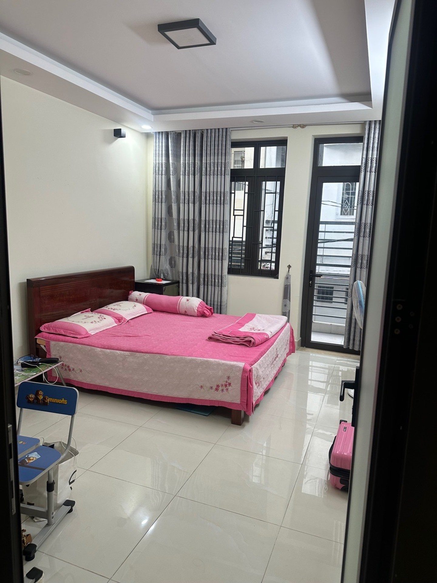 Nhà 4 tầng quận 3 đỉnh cao, hẻm ô tô rộng rãi