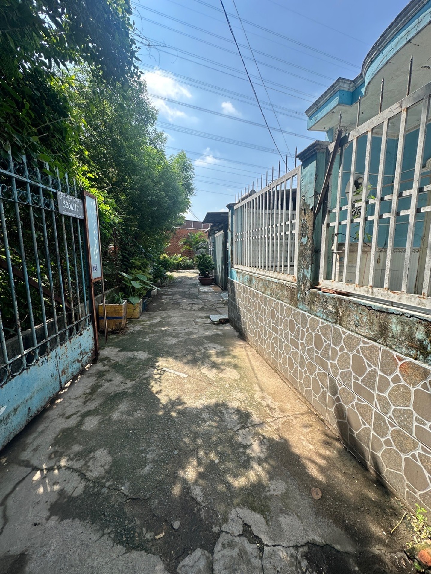 Bán nhà riêng hẻm xe hơi xã Trung Mỹ Tây, 75m2, giá 2.5 tỷ