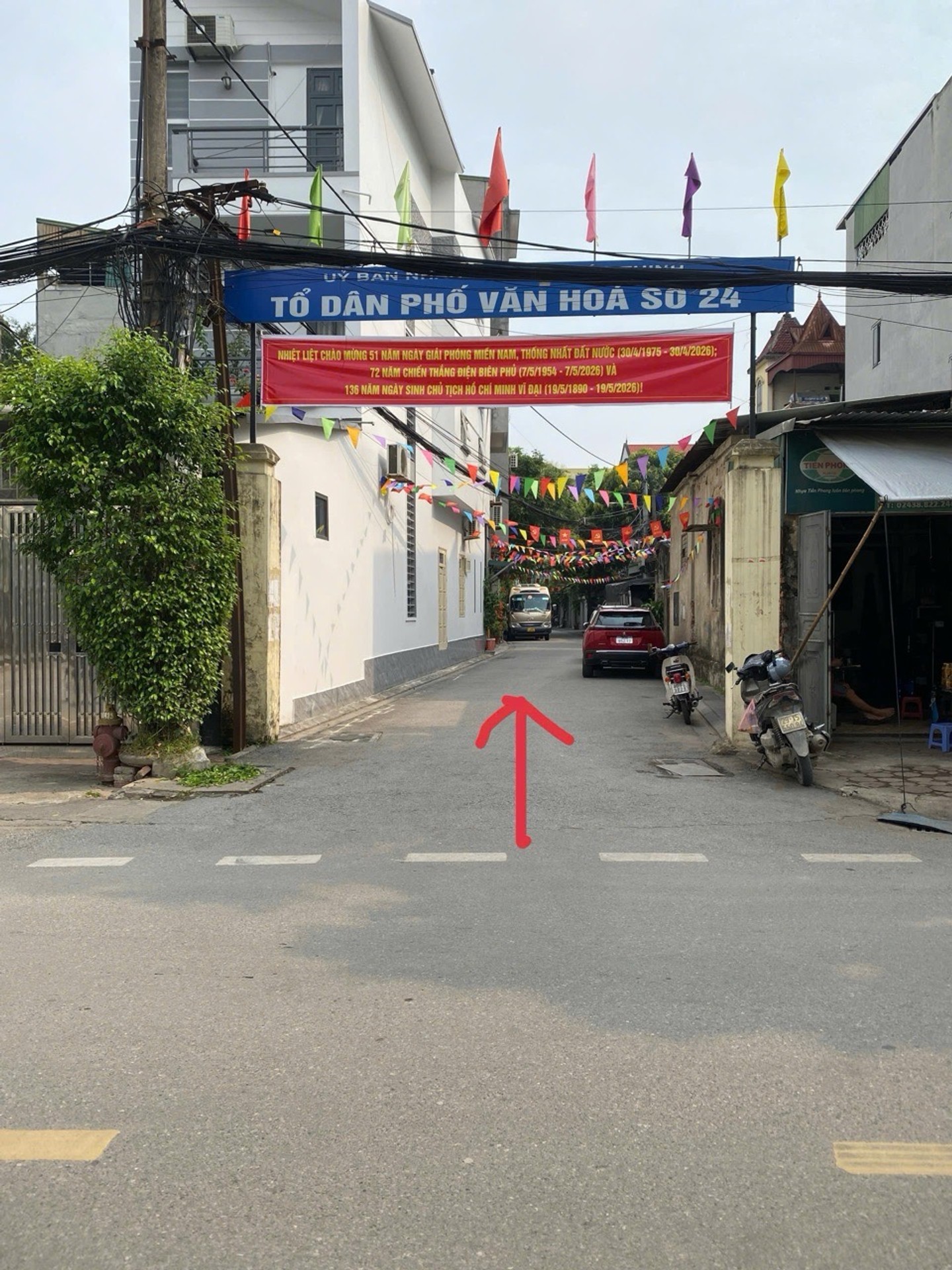 Bán nhà 5 tầng thị trấn Đông anh mới toe ! Cạnh Happy land