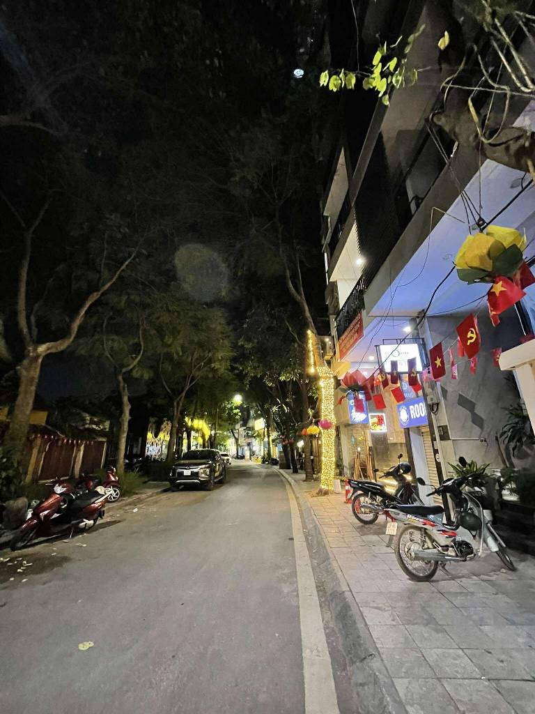 MP Nhạc TRỊNH CÔNG SƠN
VIEW TRỰC DIỆN HỒ TÂY, LÔ GÓC MT ĐẸP NỞ HẬU