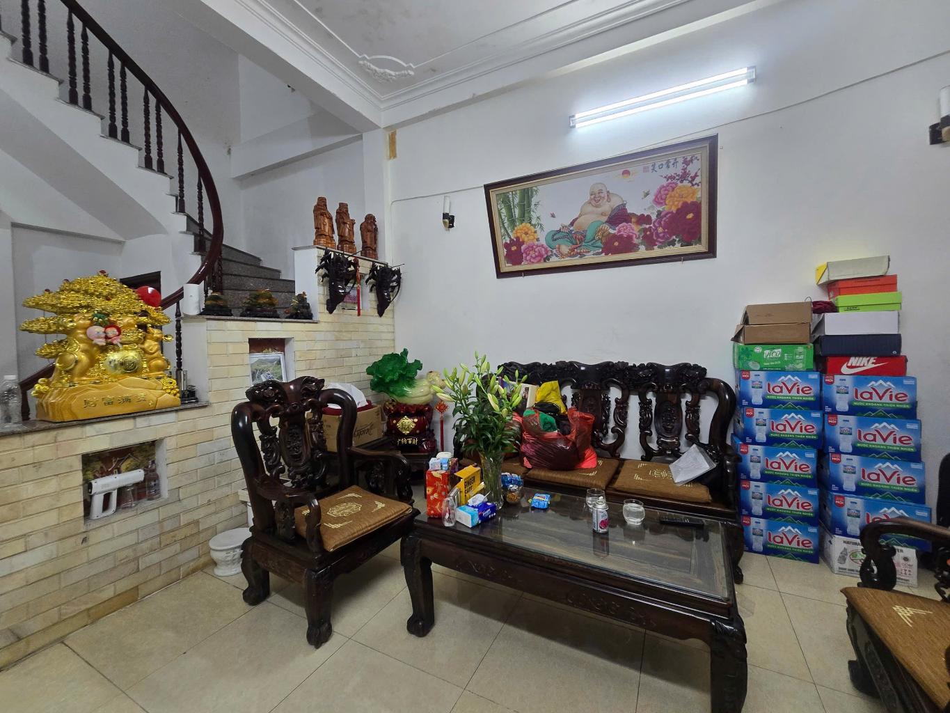Bán nhà riêng 4 tầng 72m2 tại Ngọc Lâm, Long Biên pháp lý rõ ràng. Gần cầu