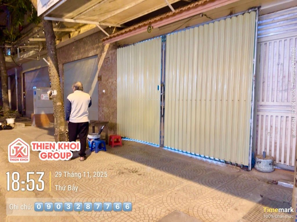 Nhà mặt phố Xa La, tiện kinh doanh, giá sốc cuối cùng