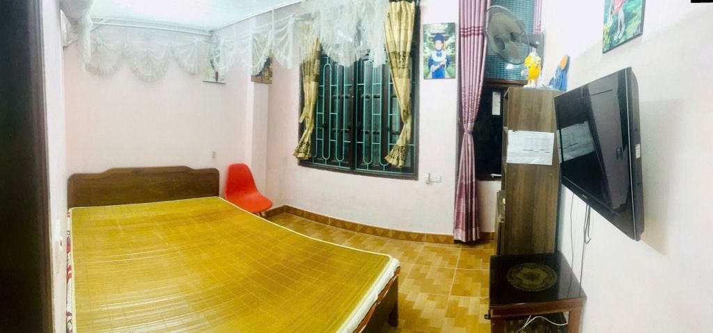 Bán nhà 5 tầng tại Định Công Thượng, gần chợ, giá 6 tỷ có thương lượng