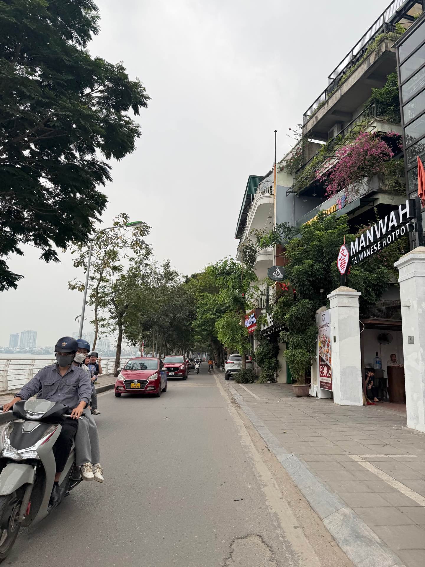 Biệt thự độc bản view Hồ Tây, đẳng cấp sống riêng tư tại Tây Hồ