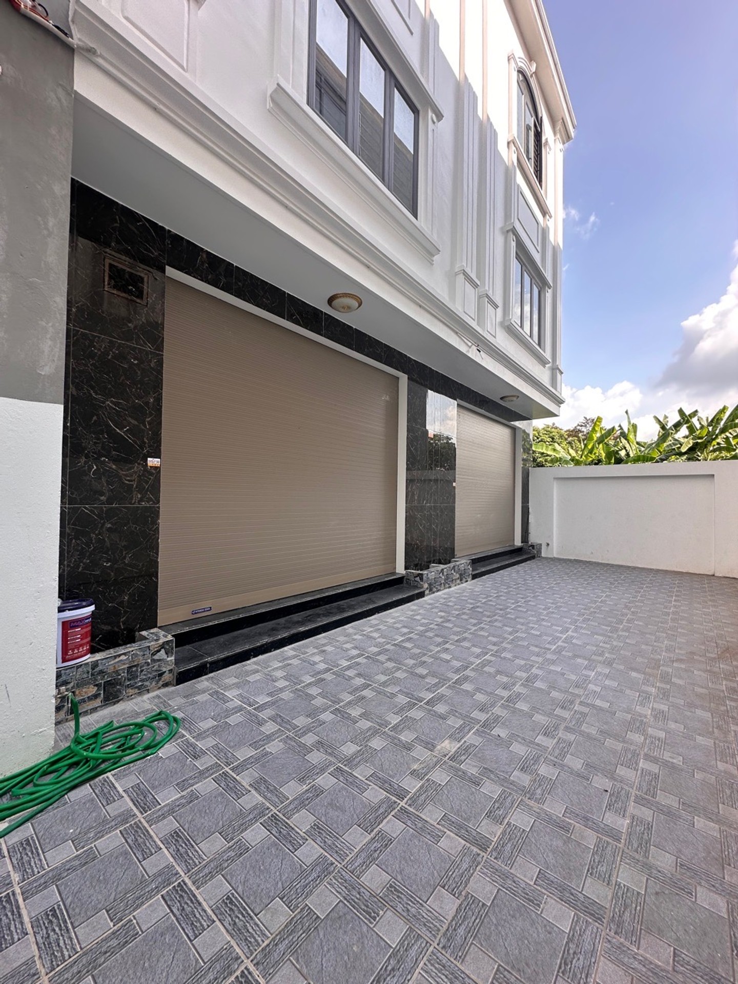 Nhà riêng 3 tầng kiên cố tại huyện Tràng Duệ với vị trí thuận tiện