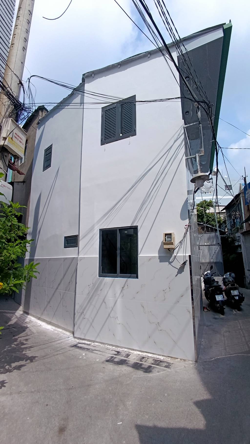 Bán nhà riêng 2 tầng ngay cầu nguyễn tri phương quận 8, giá 3.3 tỷ còn thương lượng