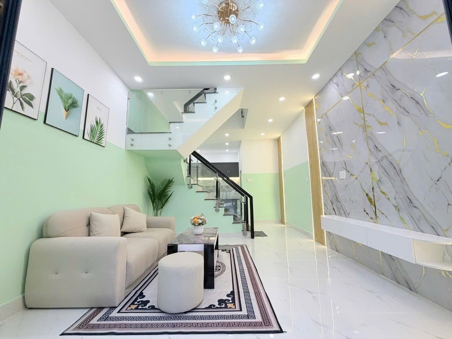Nhà 2 tầng hẻm rộng Chiến Lược, tiện nghi đầy đủ, giá hấp dẫn
