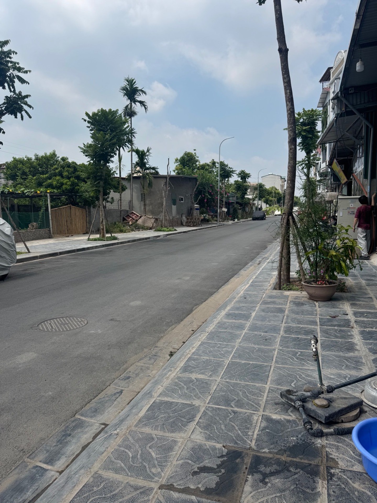 Nhà 7 tầng có thang máy, gara ô tô tại trung tâm Long Biên, diện tích 74.5m²