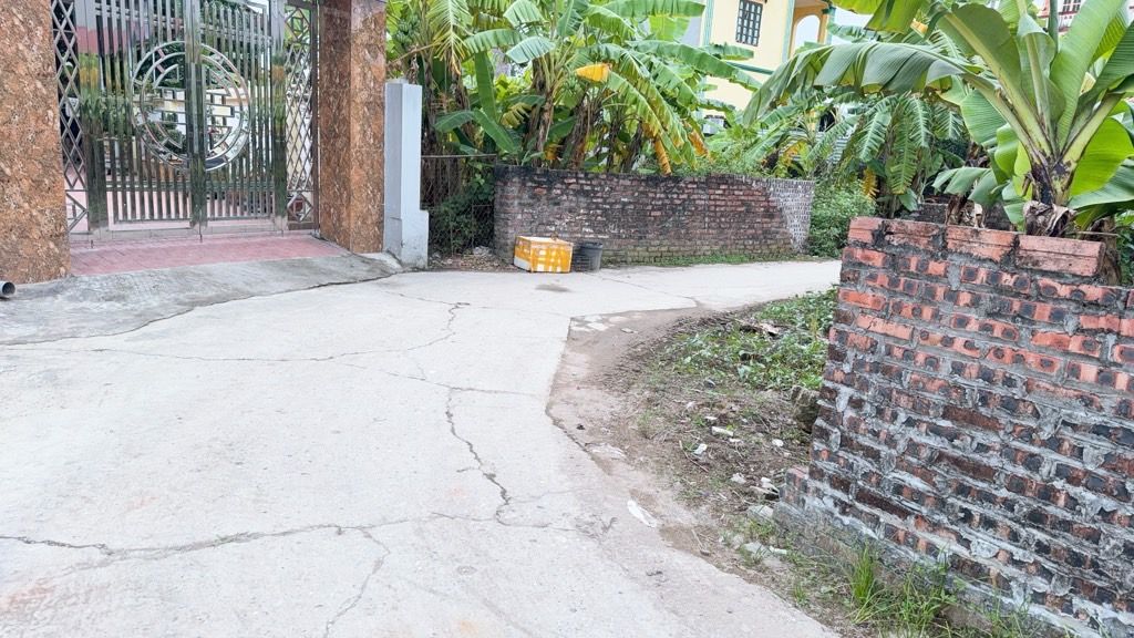 Bán đất 69m² tại tổ 9, mặt tiền 5.5m, giá 2.2 tỷ