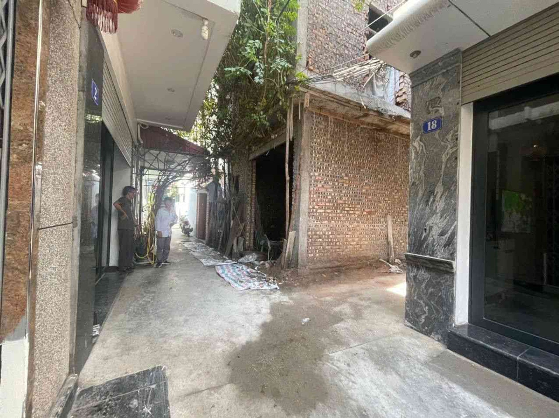 Nhà 4 tầng mới xây tại khu vực Miếu Hai Xã, diện tích 48.4m²