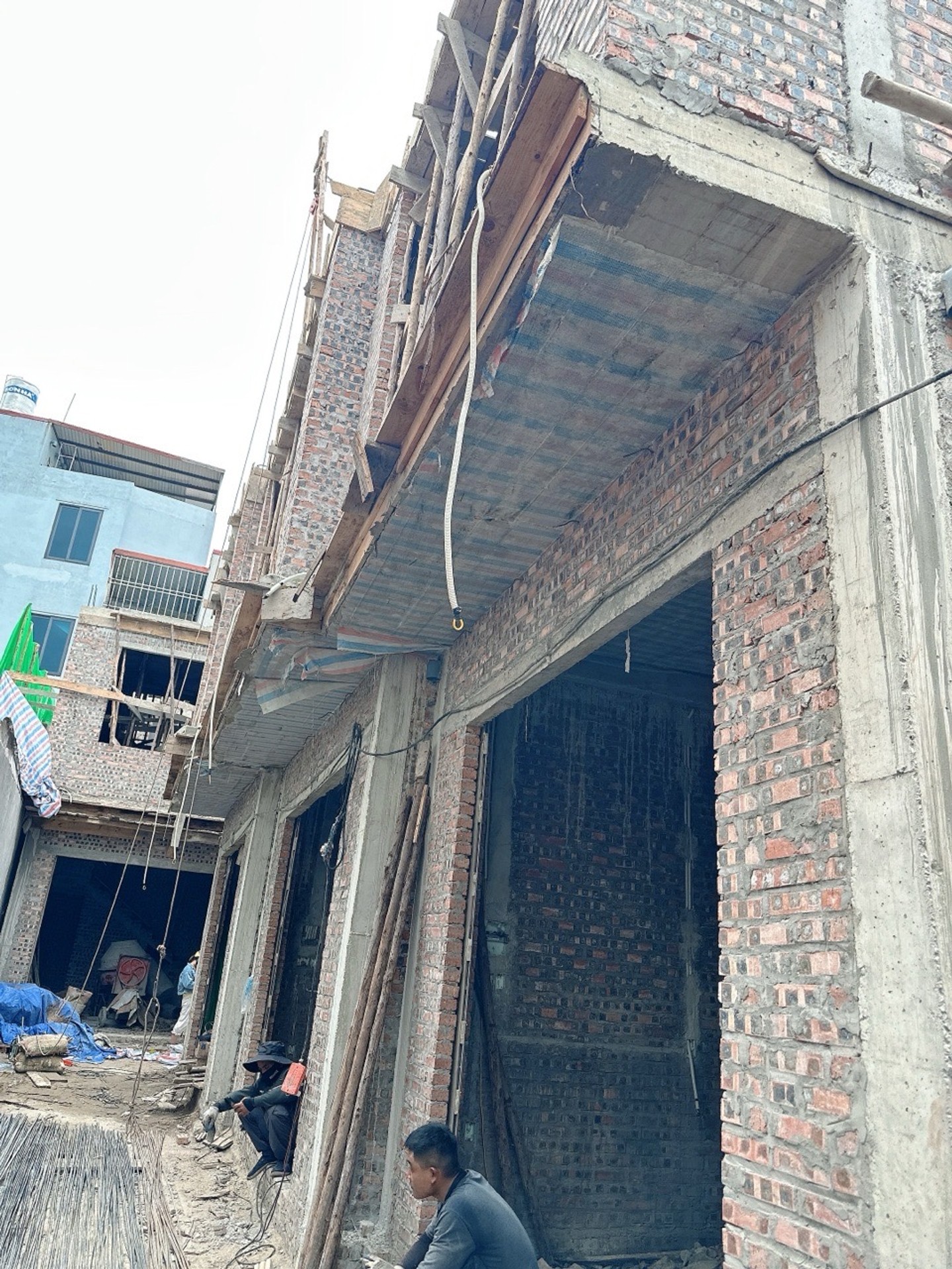 Nhà riêng phong cách hiện đại tại khu vực Đông Khê, hướng Đông Bắc