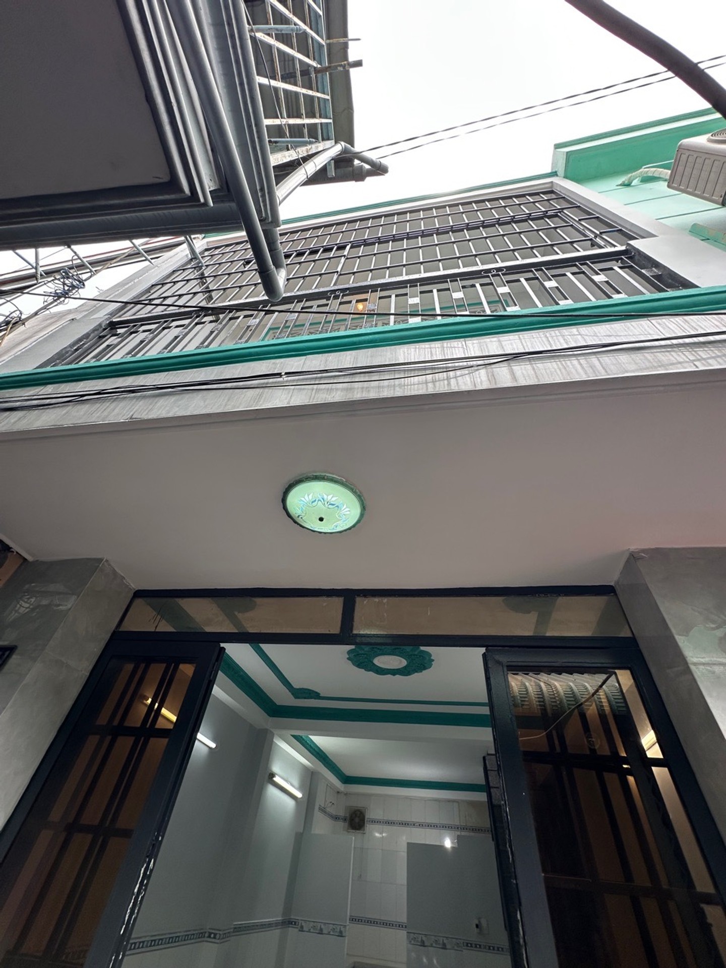 Nhà 2 Tầng 2 PN Gần Trung Tâm Phường Chánh Hưng Quận 8
