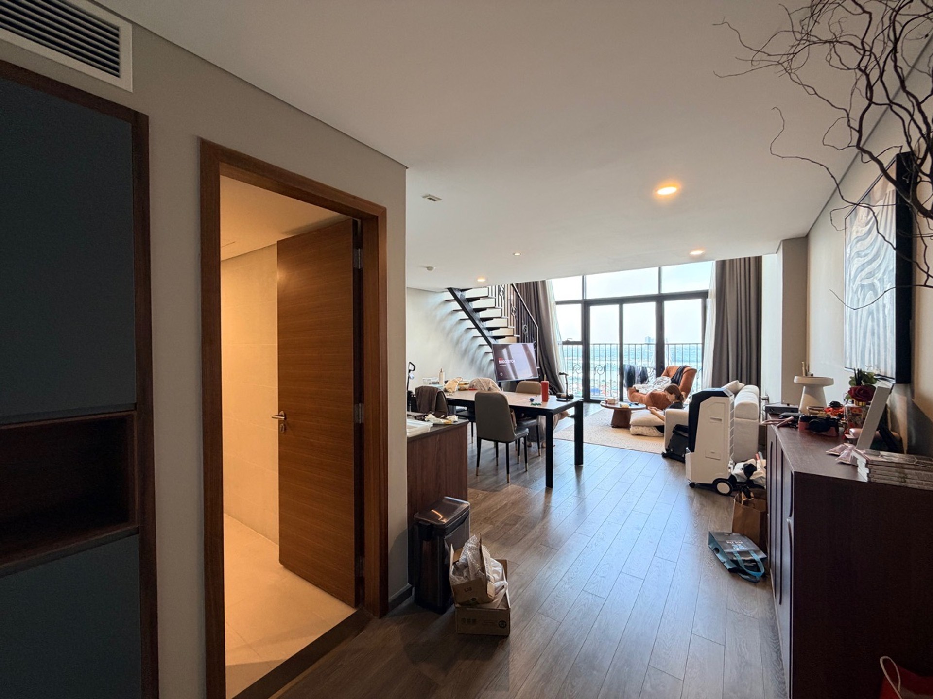 Căn hộ PentStudio đẳng cấp cạnh Hồ Tây, tiện nghi đầy đủ