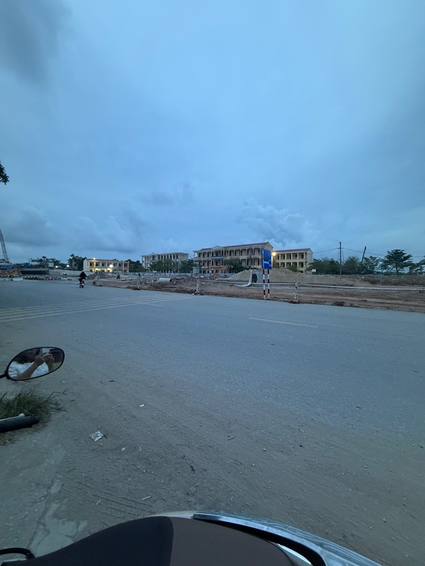 Nhà riêng có sân ô tô ngay trung tâm hành chính phường Hưng Đạo