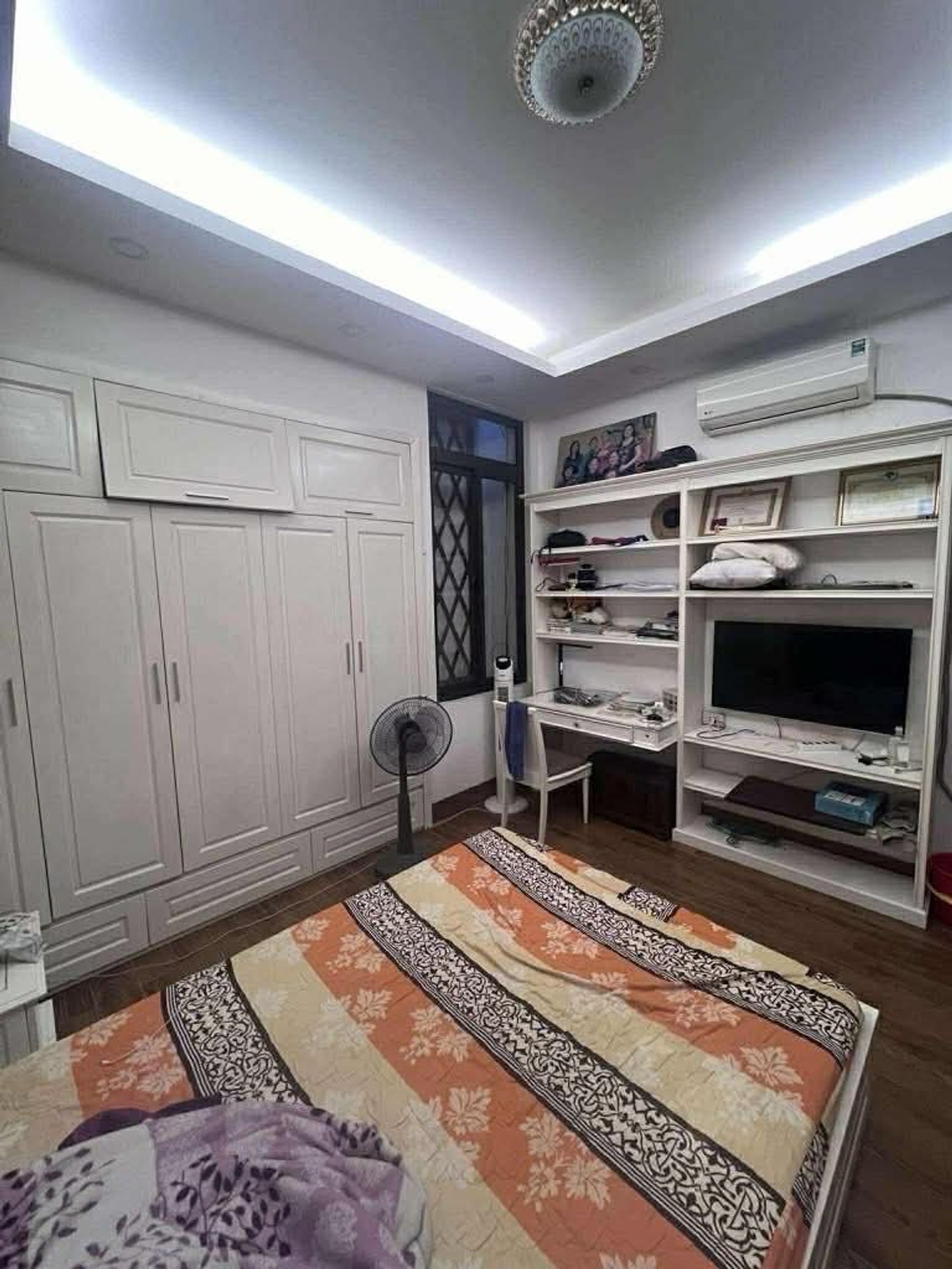 Bán nhà liền kề 6 tầng, 5 phòng ngủ tại khu đấu giá Ngô Thì Nhậm oto kinh doanh