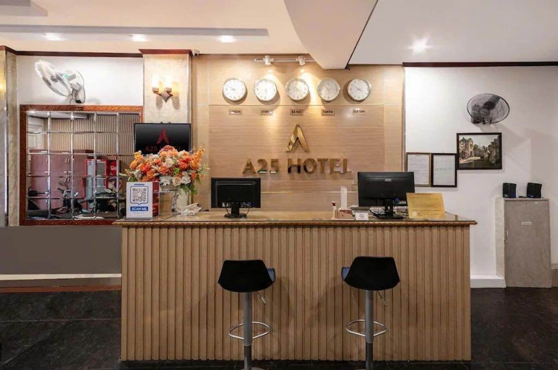Bán nhà mặt phố Mai Hắc Đế 9 tầng thang máy, diện tích 98m², vị trí đắc địa