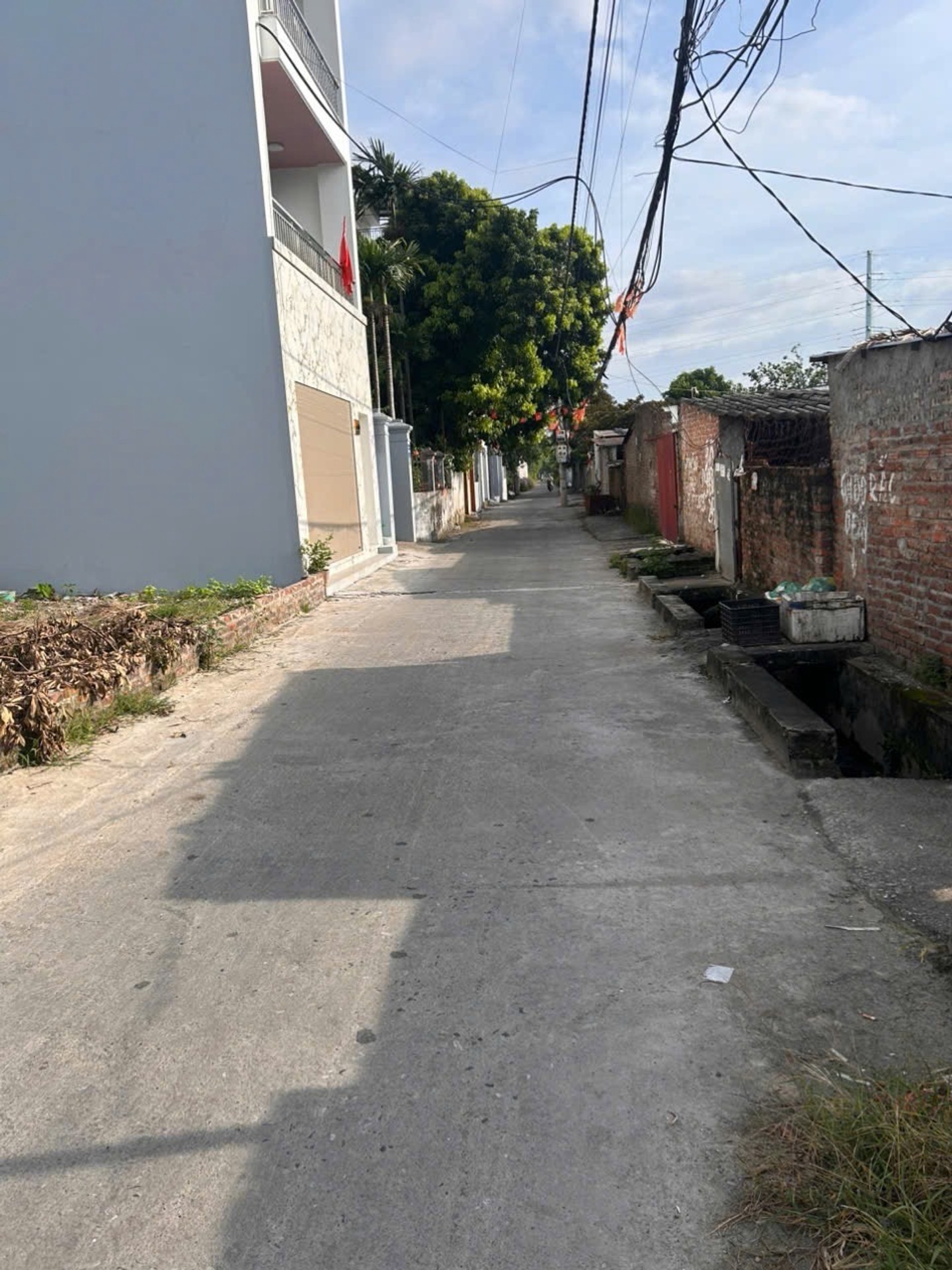 BÁN ĐẤT TẠI NAM HỒNG PHÚC THỊNH 69m2 ĐƯỜNG THÔNG OTO VÀO -SỔ CHÍNH CHỦ -