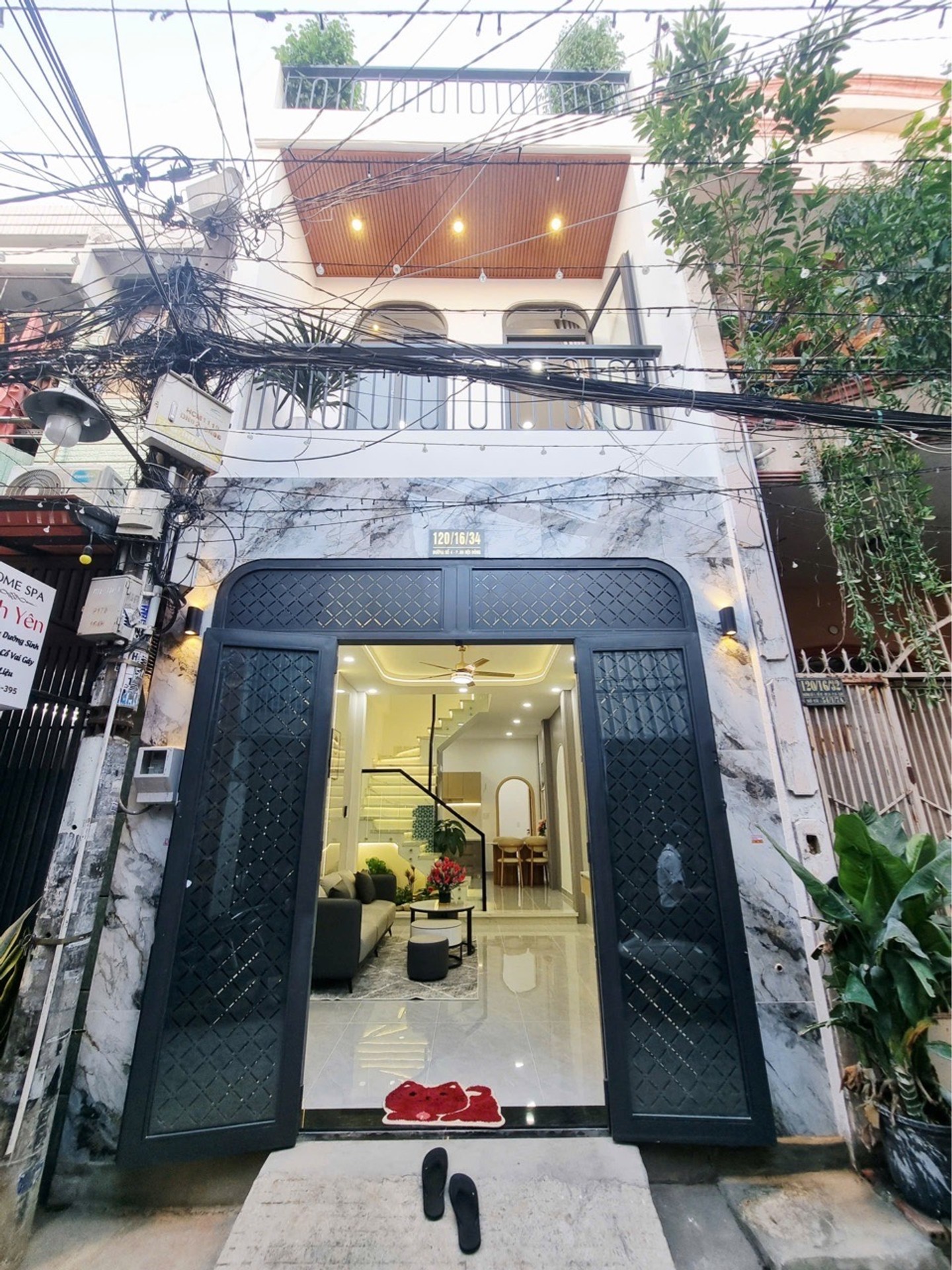 Nhà đẹp 3 tầng, hẻm xe hơi, Full nội thất ngay An Hội Đông
