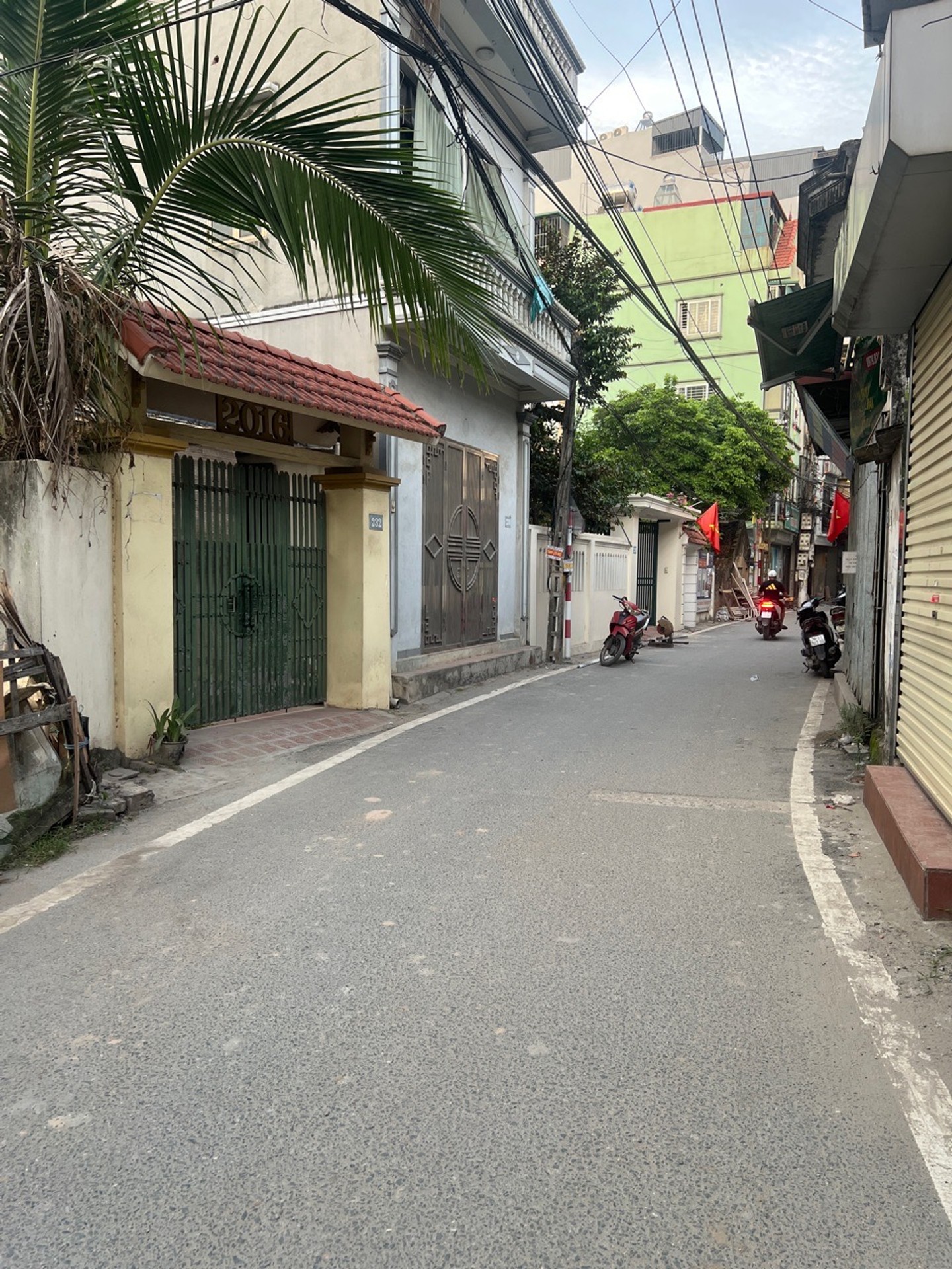 Bán đất 50m2 tại Lai Xá, Hoài Đức, mặt tiền rộng, ô tô đỗ cửa