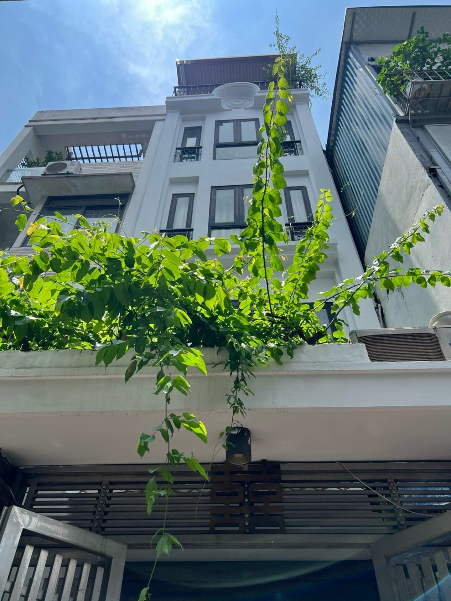 Bán nhà riêng 5 tầng, phân lô 50m, ngõ thông phố Trần Khát Chân, giá nhỉnh 15tỷ