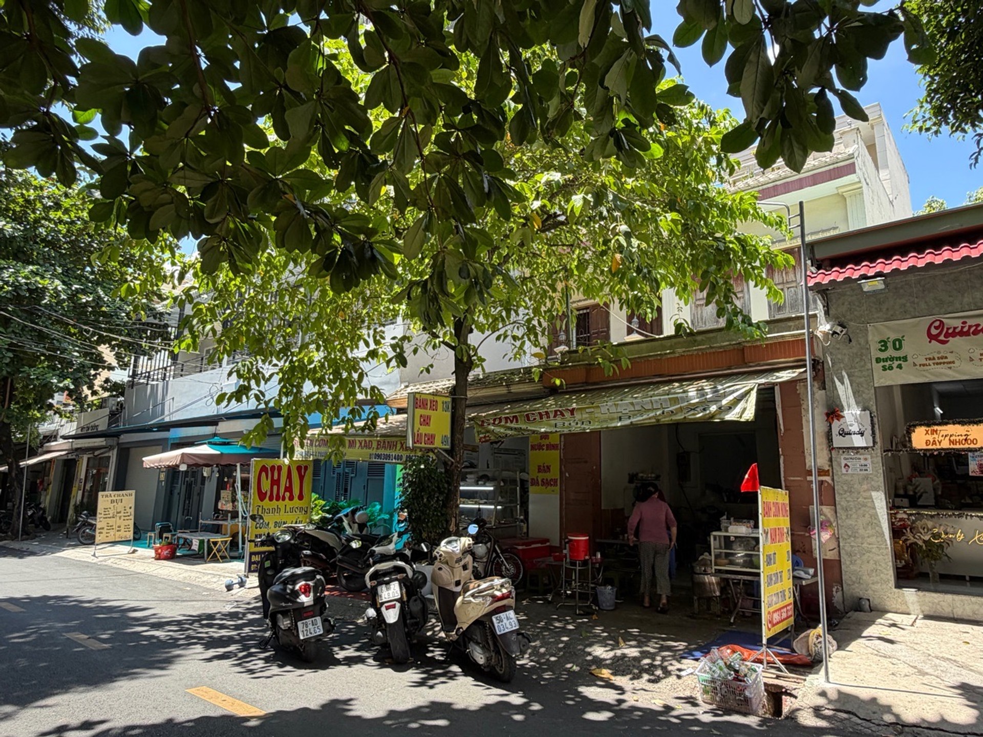 MT TRUNG TÂM GÒ VẤP – NGANG 8M – KẾ CITYLAND – KINH DOANH

📐 8 × 18m | 3 tầng
🏢 Mặt tiền rộng