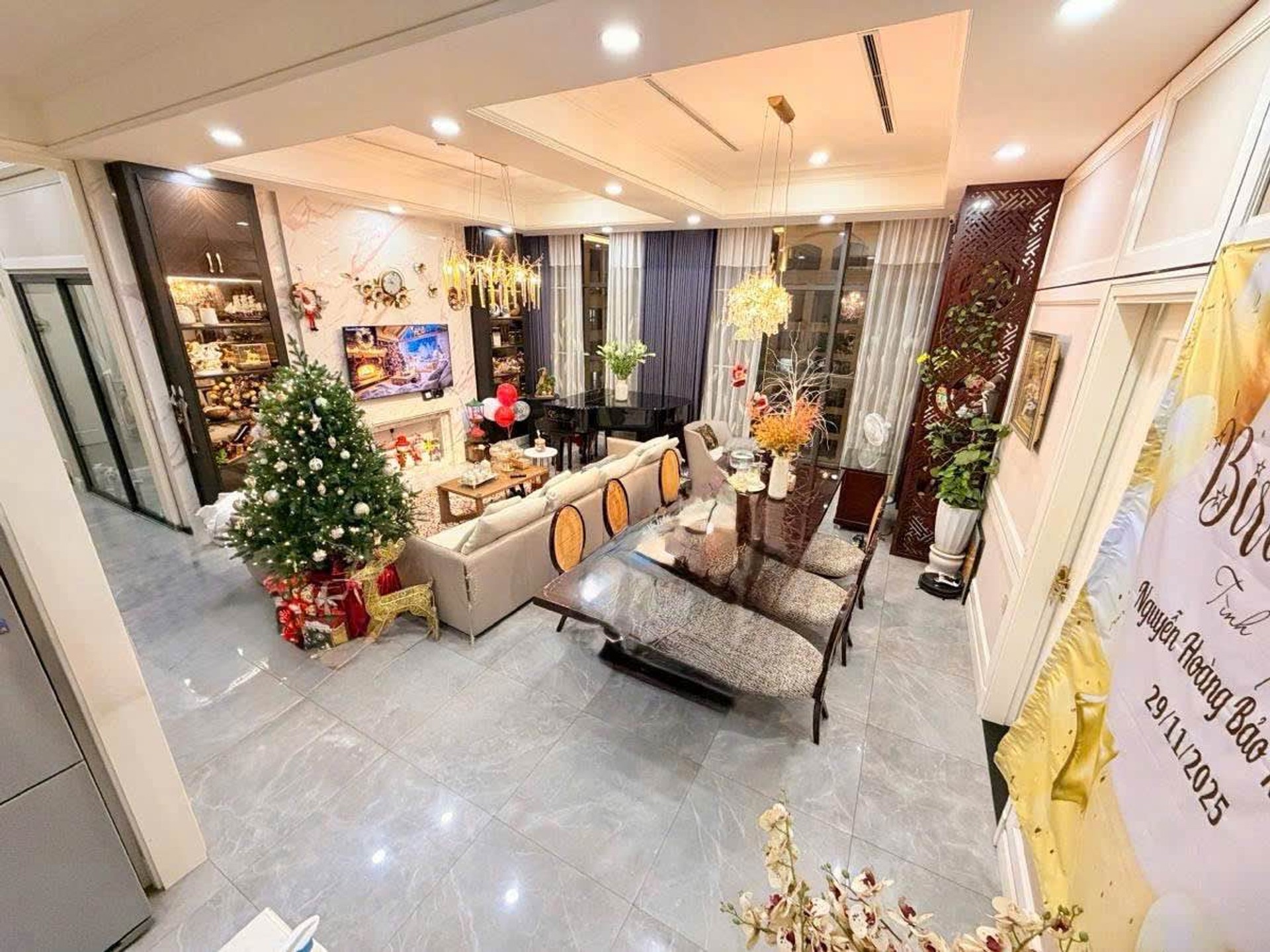 Bán căn hộ Penhouse Sunshine Garden Dương Văn Bé, 188.2m², 4 phòng ngủ, giá hơn 20tỷ