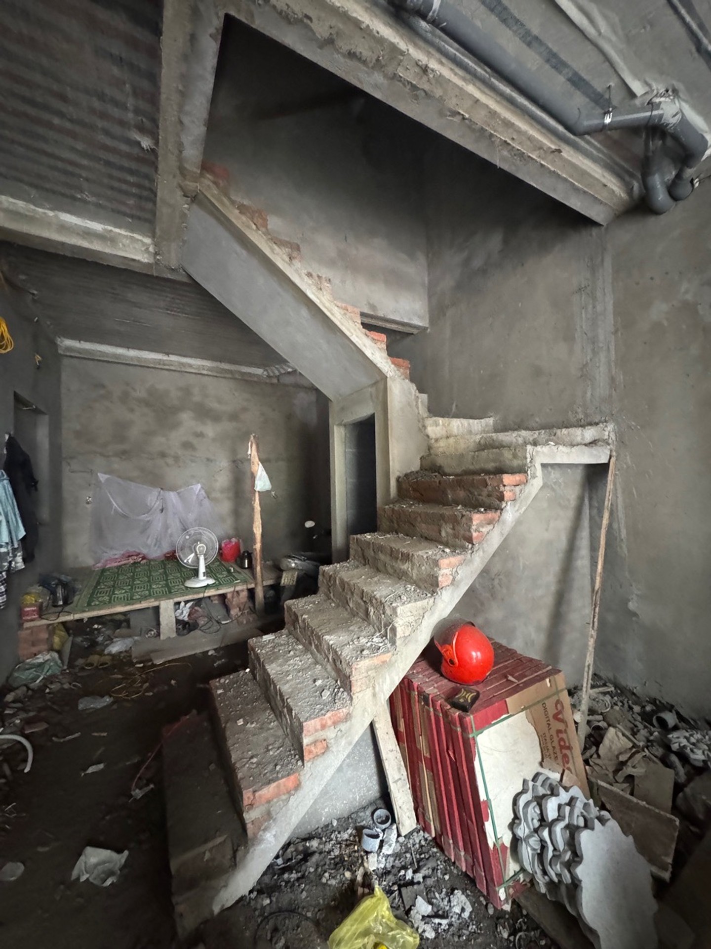 Bán nhà riêng 4 tầng tại Hạ Đoạn, diện tích 40m2, thiết kế hiện đại