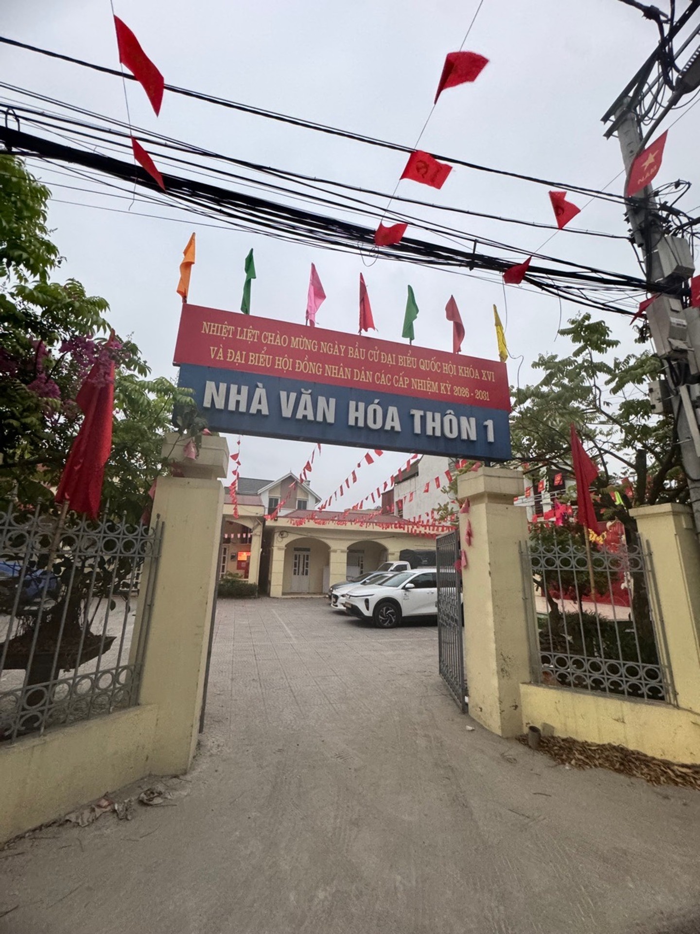 Bán đất phân lô tại Đông Dư, mặt tiền 4m, gần nhà Văn hoá