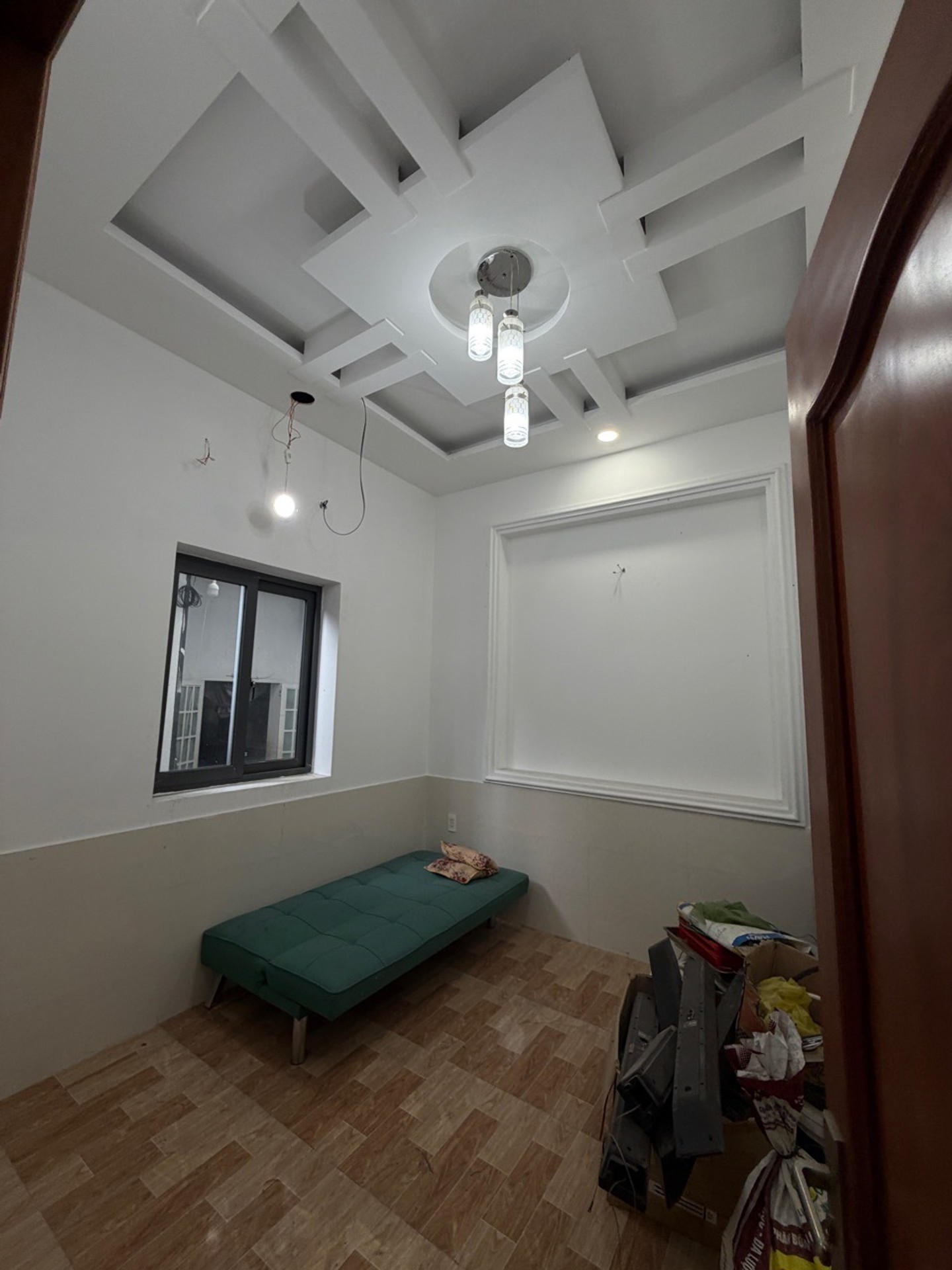 Nhà 4 tầng 220m2 có dãy trọ thu nhập tại phường Bình Chiểu
