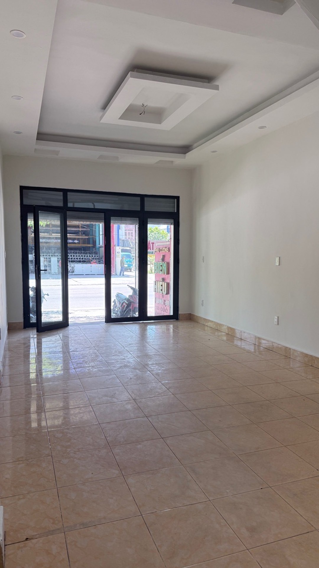 Cơ hội cực hiếm sở hữu nhà mặt phố kinh doanh sầm uất tại Kiến An