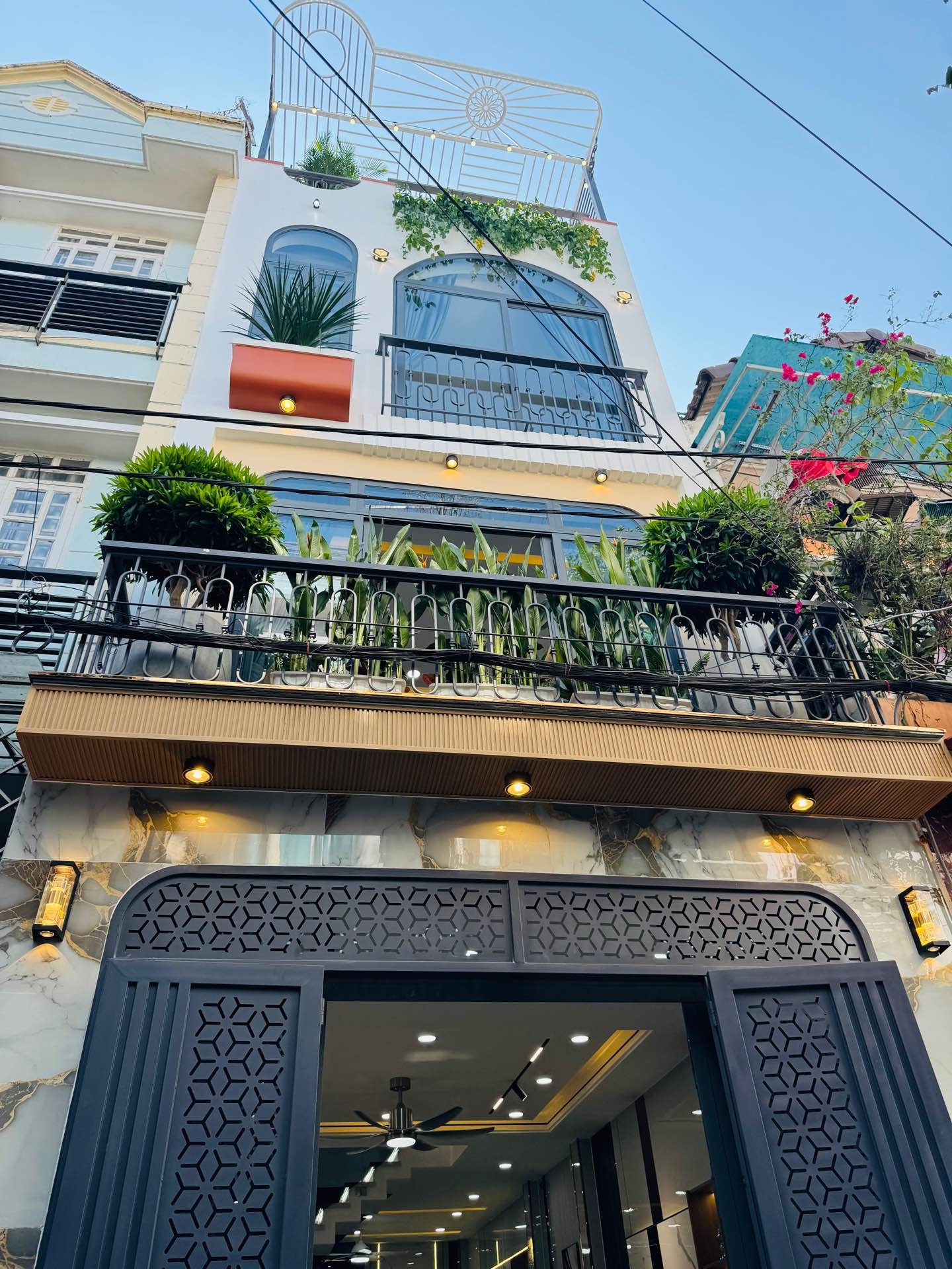 🔥 XE TẢI TỚI CỬA • GẦN EMART • 4 TẦNG MỚI • 45M² • FULL NỘI THẤT • CHỈ 7.x TỶ
🏡 NHÀ GÒ VẤP