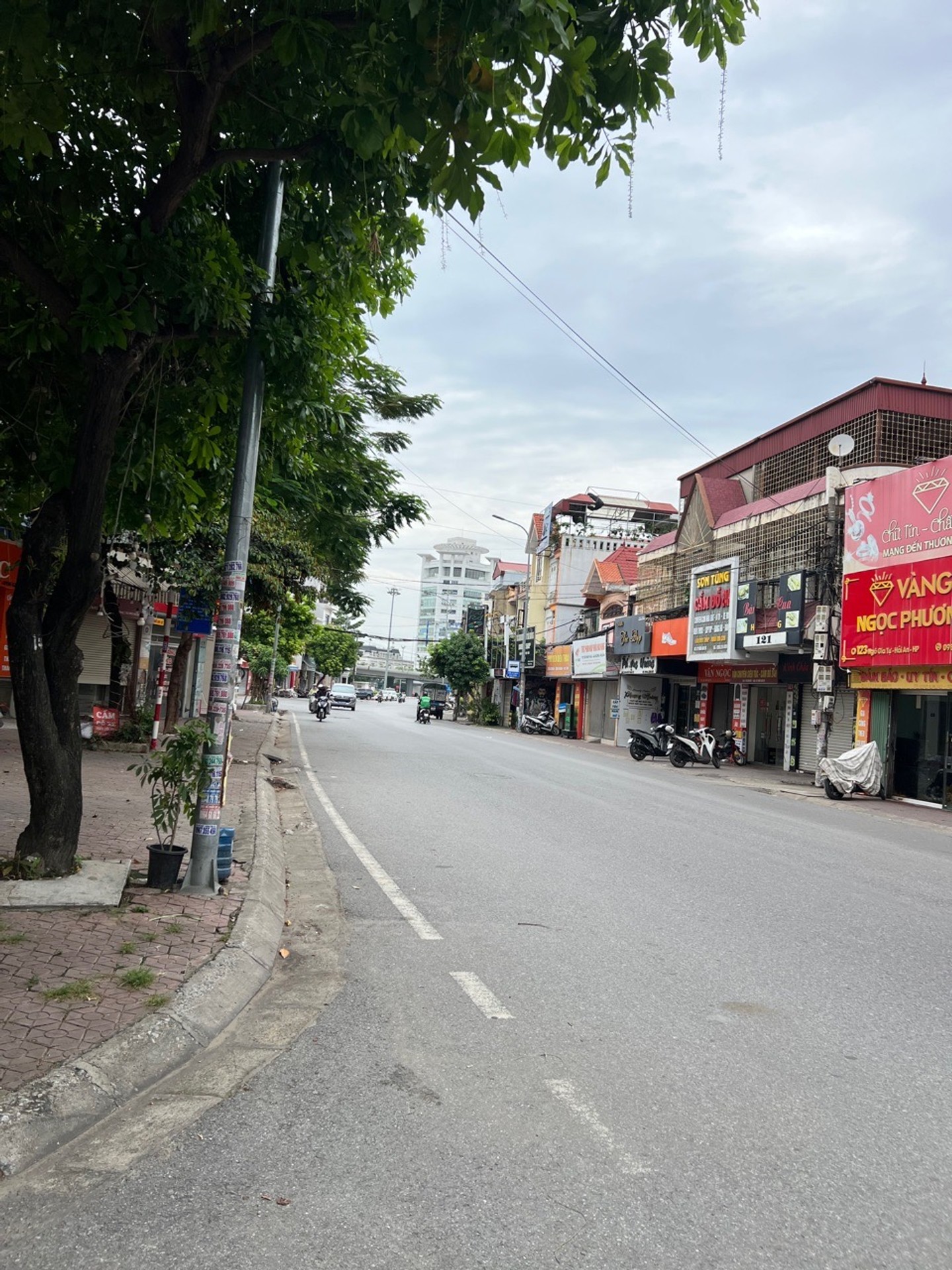 Nhà riêng 3 tầng 4 phòng ngủ vị trí đắc địa tại quận gần Đại học Hàng Hải