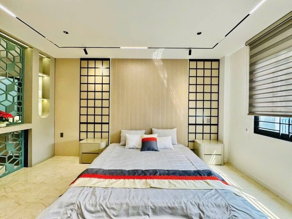 PHẠM VĂN CHIÊU – 6 TẦNG THANG MÁY – 15,8 TỶ
📐 4,1×22m | ~90m² | 7PN – 8WC
🚗 Hẻm xe tải thông