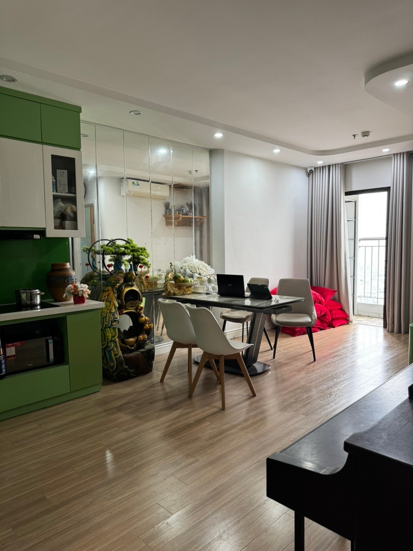 Chung cư sang trọng Liễu Giai - căn góc tầng cao view triệu đô