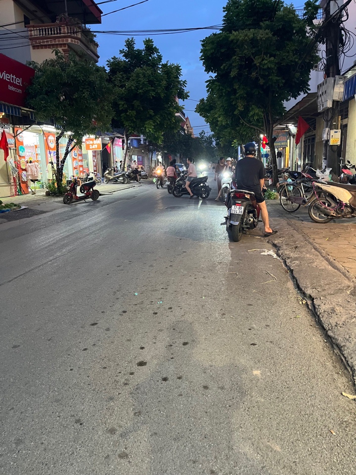 Bán đất 98.6m2 khu giãn dân Đình Tổ, gần Lệ Chi - Gia Lâm