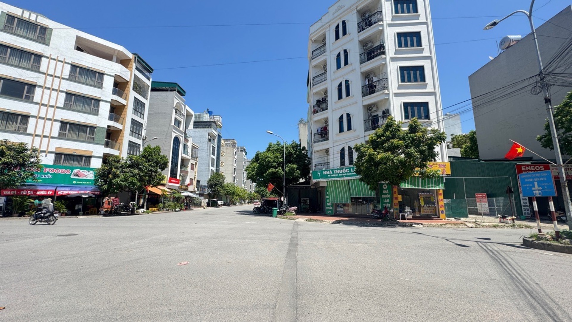 Nhà mặt phố Dọc Bún 1, 7 tầng thang máy, kinh doanh đỉnh