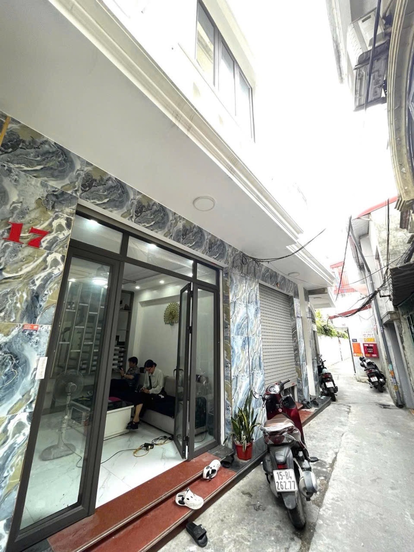 Nhà 4 tầng kiên cố tại ngõ trung tâm quận Đống Đa